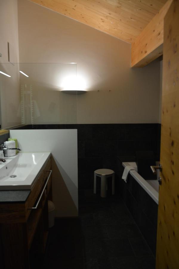 Hotel Am Roemerweg フィス エクステリア 写真