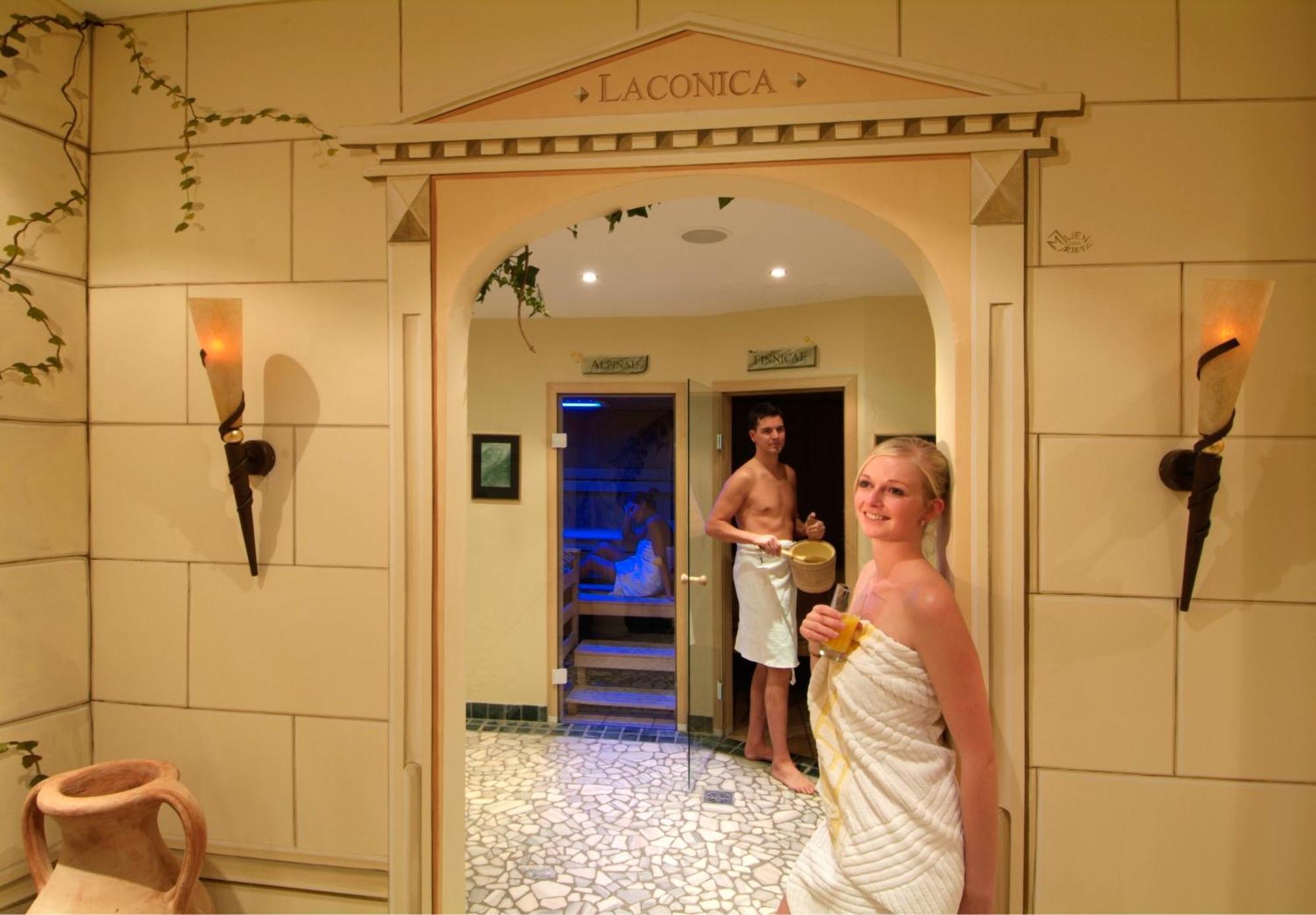 Hotel Am Roemerweg フィス エクステリア 写真